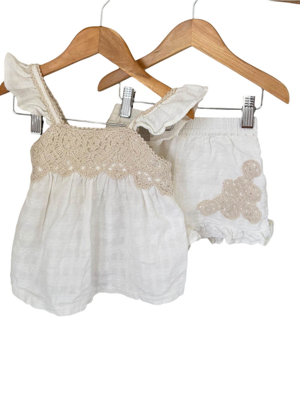 Zara Cream and Beige Crochet Toddler Two-Piece Matching Set 3T
